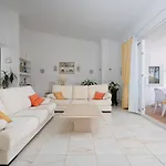 Casa Igreja Villa *