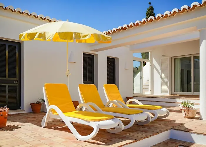 Casa Igreja 别墅 *