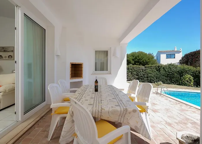 فيلة Casa Igreja كارفويرو