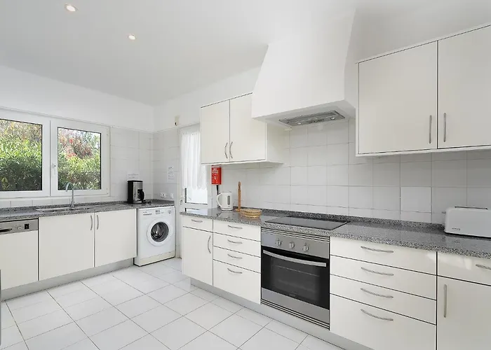 Casa Igreja * كارفويرو